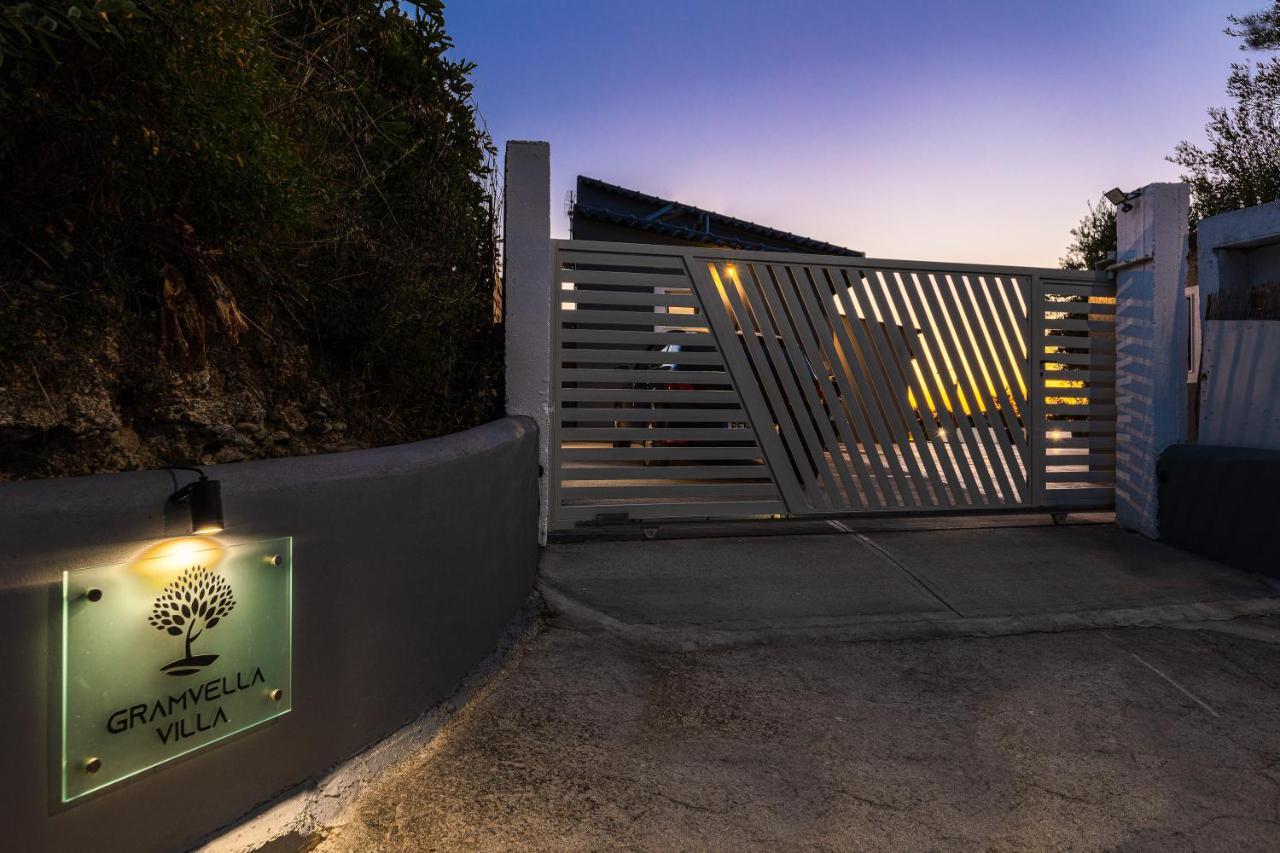 Gramvella Resort Adelianos Kampos Esterno foto