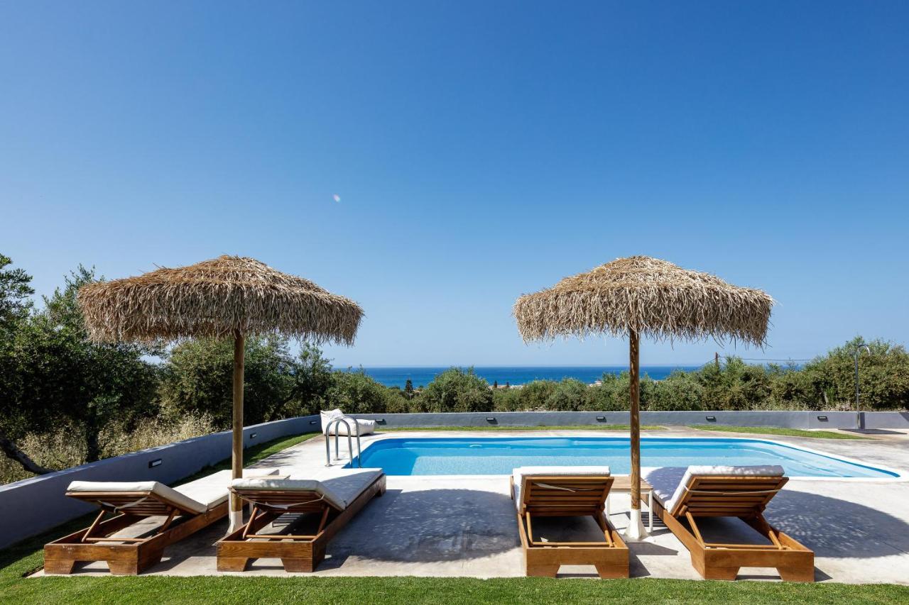 Gramvella Resort Adelianos Kampos Esterno foto