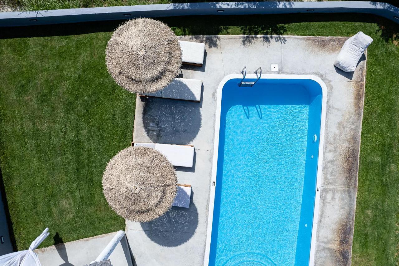 Gramvella Resort Adelianos Kampos Esterno foto