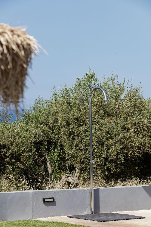 Gramvella Resort Adelianos Kampos Esterno foto